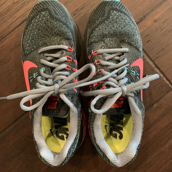 NIKE AIR ZOOM STRUCTURE - Picture 14 of 15